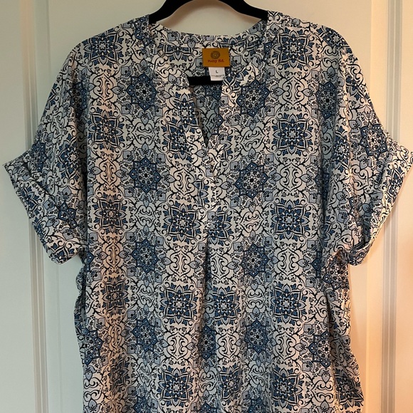 Ruby Rd.Top - Picture 2 of 13